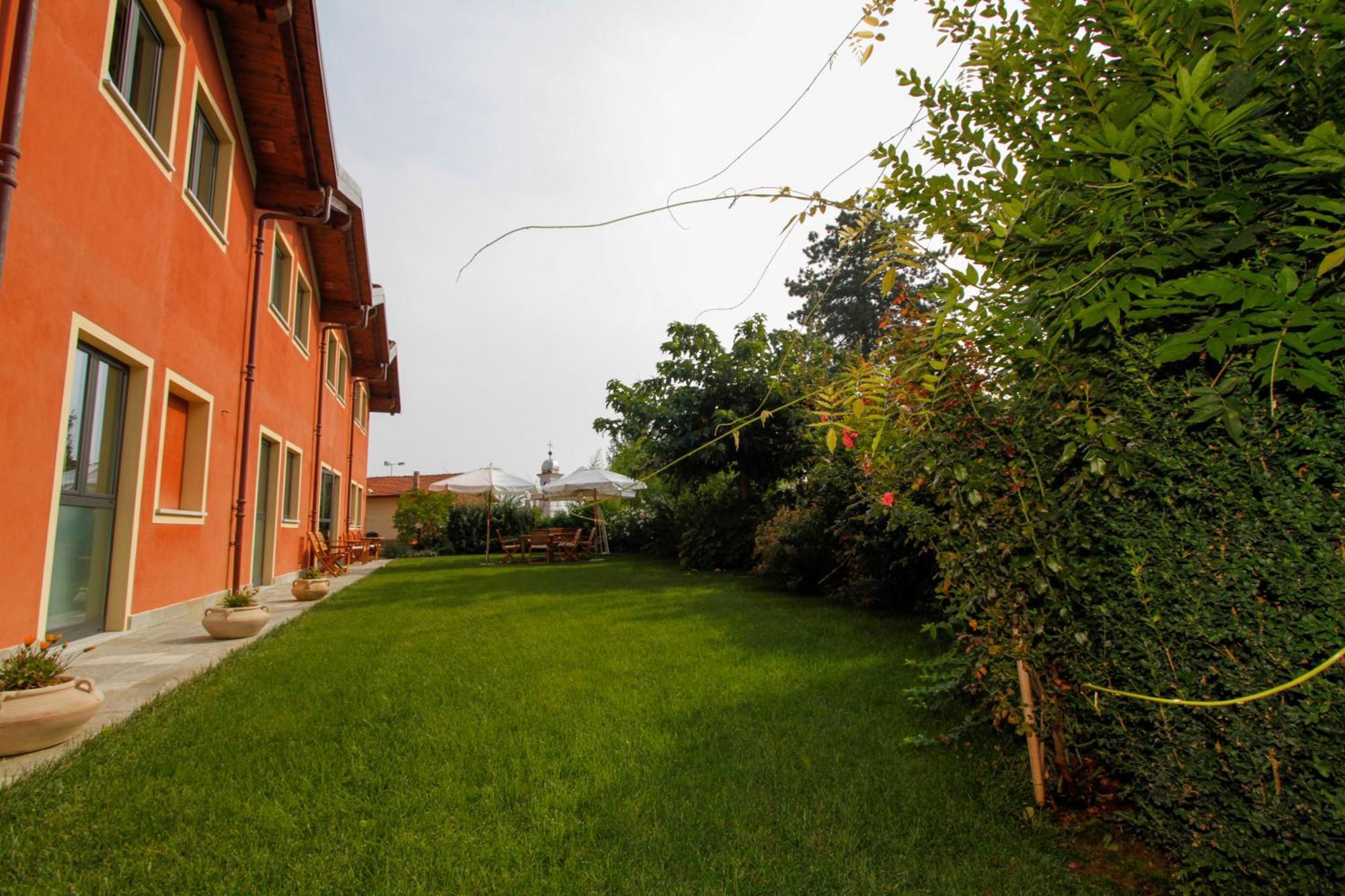 Albergo Della Ceramica Villanova Mondovi Exterior photo